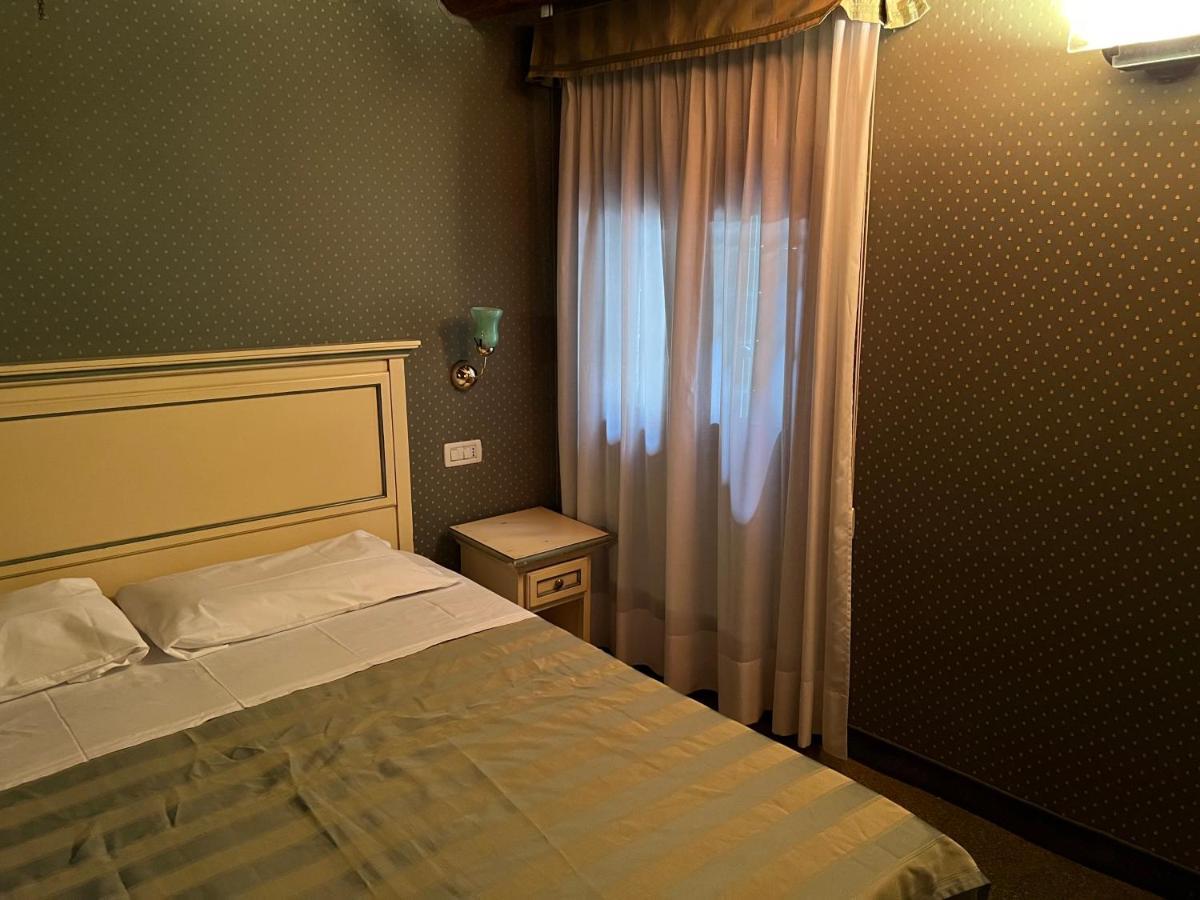 Locanda Ruga Rialto เวนิส ภายนอก รูปภาพ